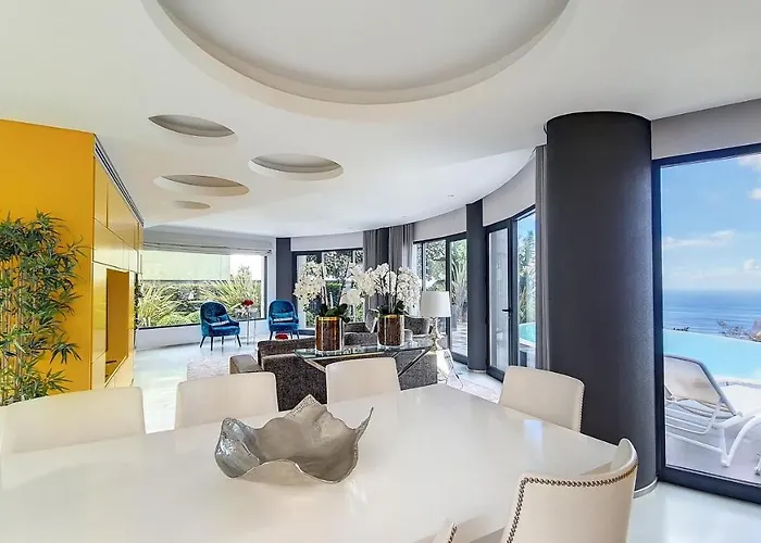 Bonsai Arco da Calheta (Madeira)